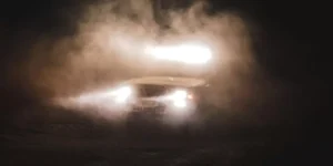 Restoring Cloudy Car Headlights 1024x512.webp.webp